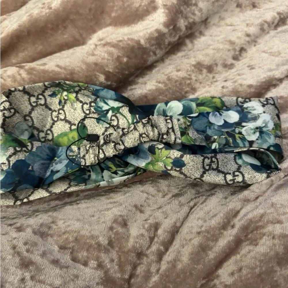 Gucci Blue Floral Silk GG Monogram Headband Turban - Picture 2 of 5